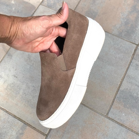 J/SLIDES Platform Cleo Taupe SUEDE SLIP ON Sz 7 Comfy! - Picture 6 of 13